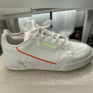 Adidas sneakers women